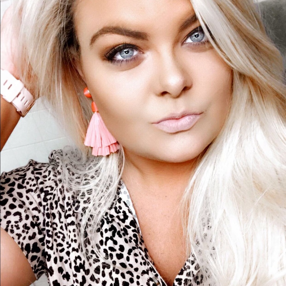 Meet your Posher, Rebecca